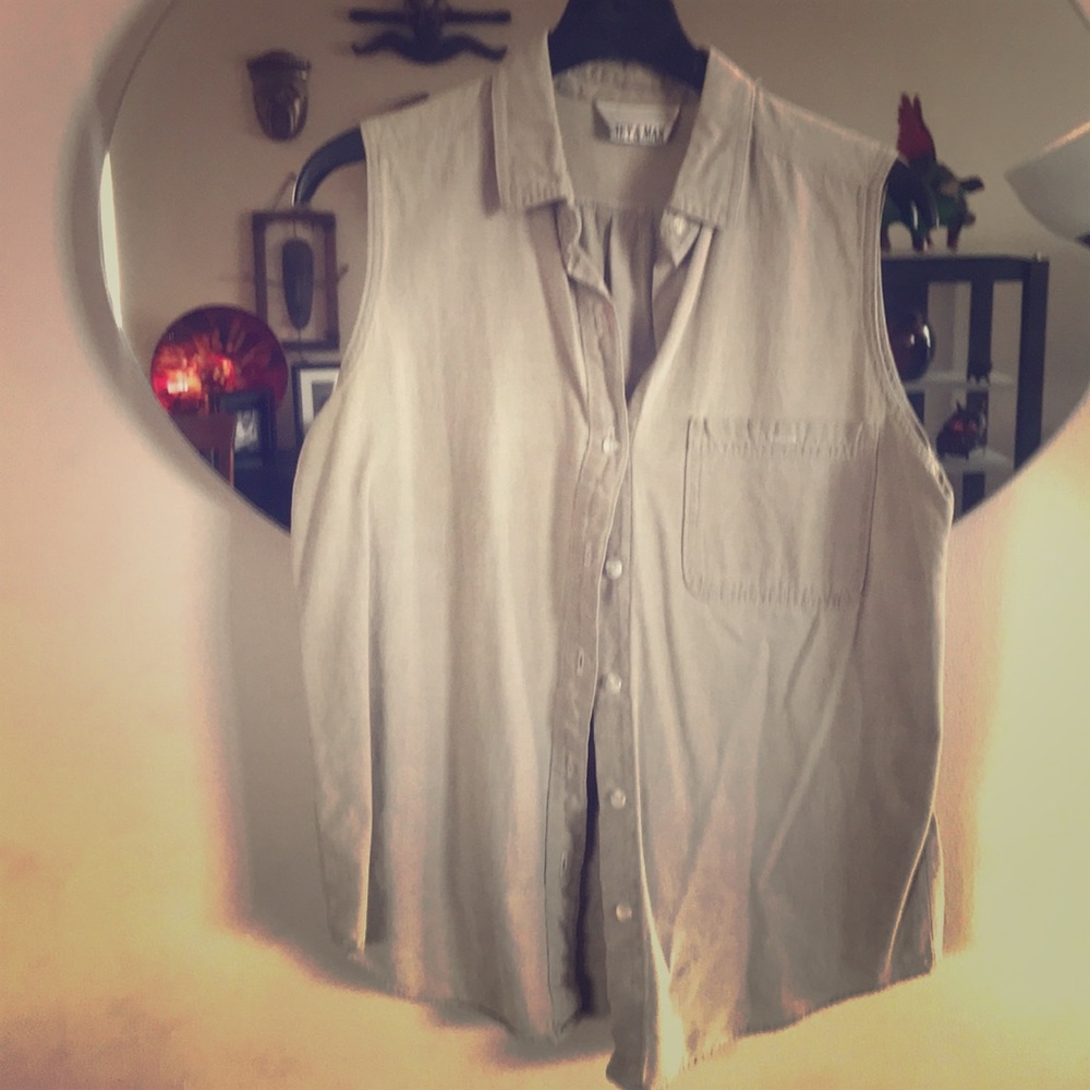 Linen and cotton khaki shirt